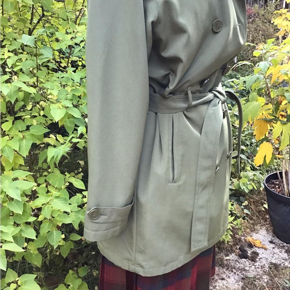 I Madison Short Trench Coat